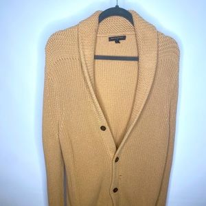 Men’s heavy knit sweater